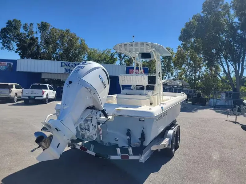 Slide: The Image of Skeeter SX2550 Family 2025 - 9