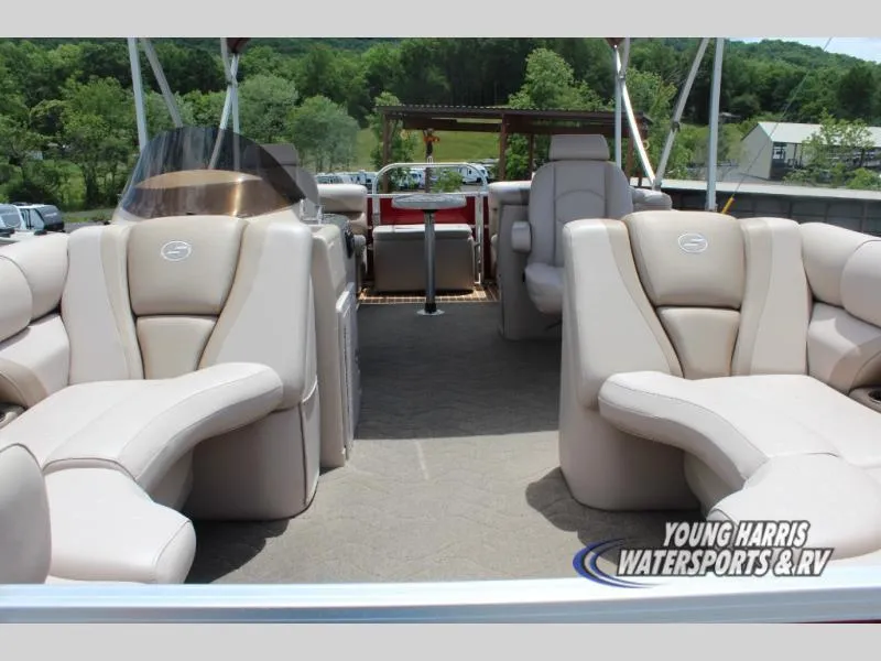 Slide: The Image of Starcraft 216 Starlounge 2015 - 6