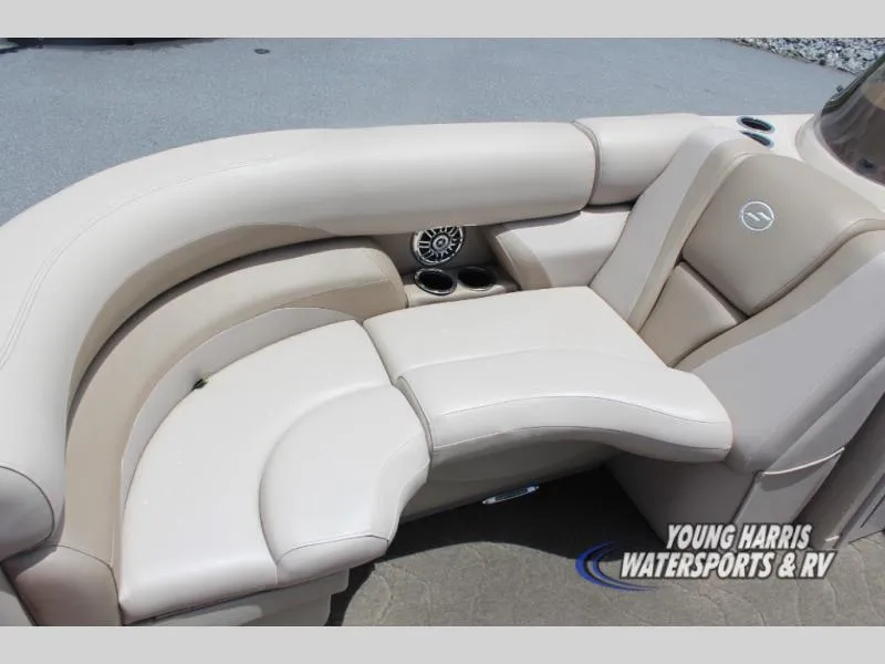 Slide: The Image of Starcraft 216 Starlounge 2015 - 7