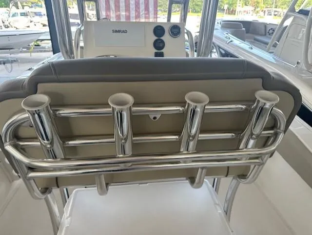 Slide: The Image of Key West FAMILY SPORTSMAN 219FS 2025 - 17