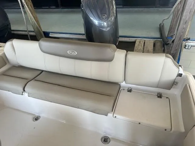 Slide: The Image of Key West FAMILY SPORTSMAN 219FS 2025 - 4