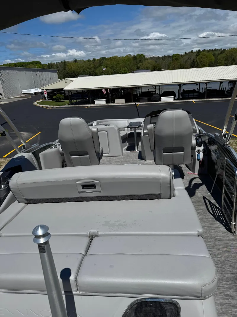 Slide: The Image of Bennington 24RTSB 2020 - 8