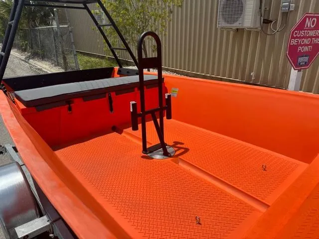 Slide: The Image of Hog Island Boat Works SW16 2025 - 4