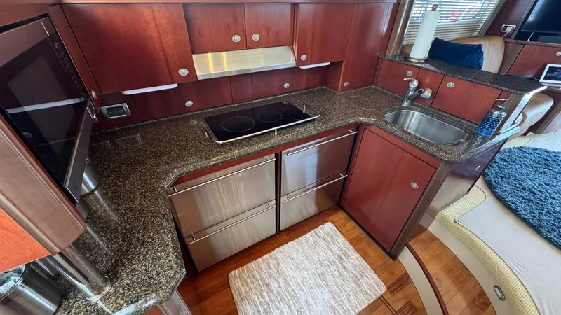 Slide: The Image of Owner's Stateroom Forward - 18