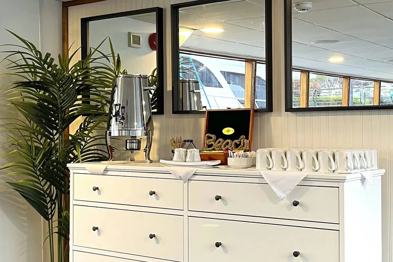 Slide: The Image of Skipperliner Custom Dinner/Event Charter Vessel 1995 - 8