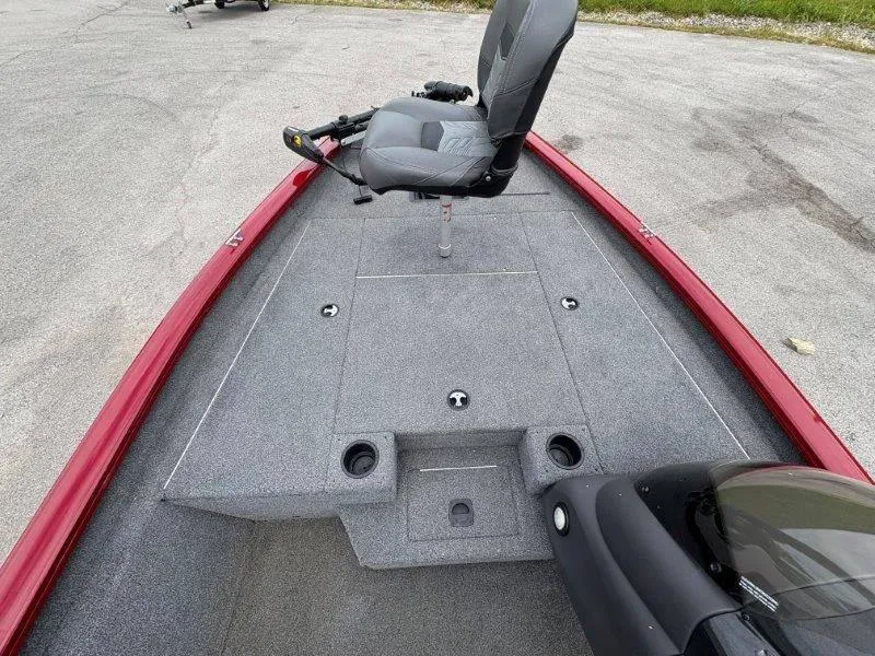 Slide: The Image of 2019 Tracker Pro Team 175 boat with gray deck and swivel seat. - 44