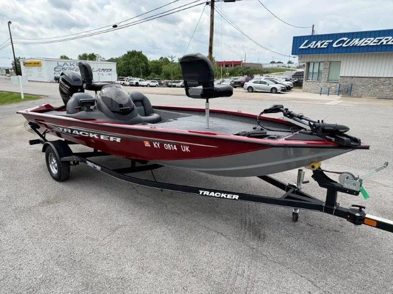 Slide: The Image of 2019 Tracker Pro Team 175 boat on trailer in parking lot. - 49