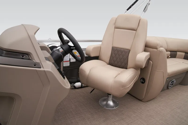 Slide: The Image of Sun Tracker Party Barge 22 DLX 2025 - 42