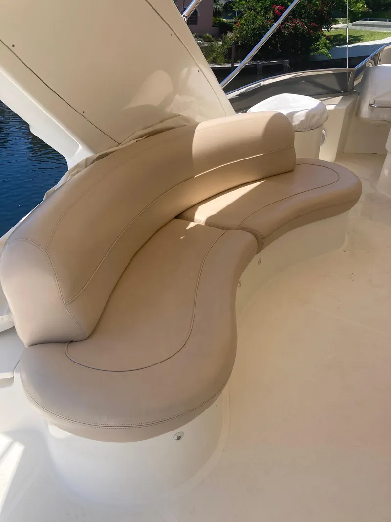 Slide: The Image of Azimut 80 2005 - 114
