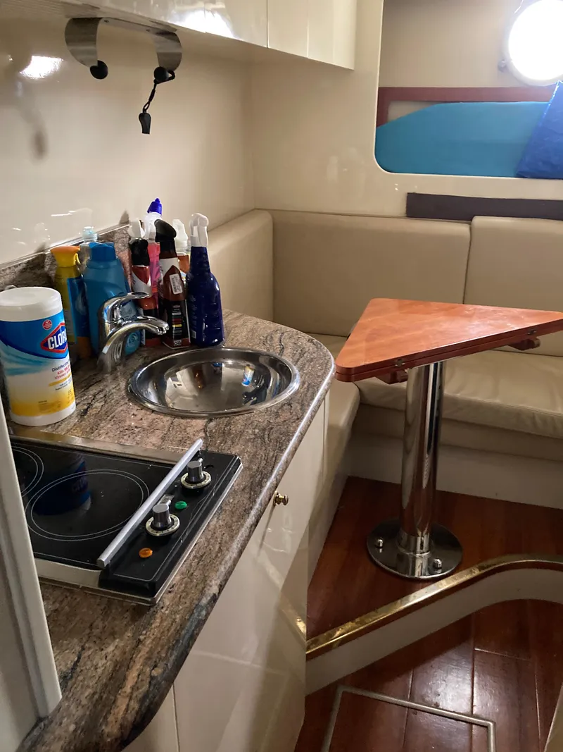 Slide: The Image of Azimut 80 2005 - 98