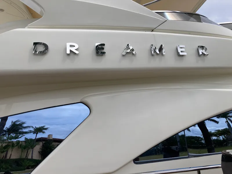 Slide: The Image of Azimut 80 Carat 2005 - 102