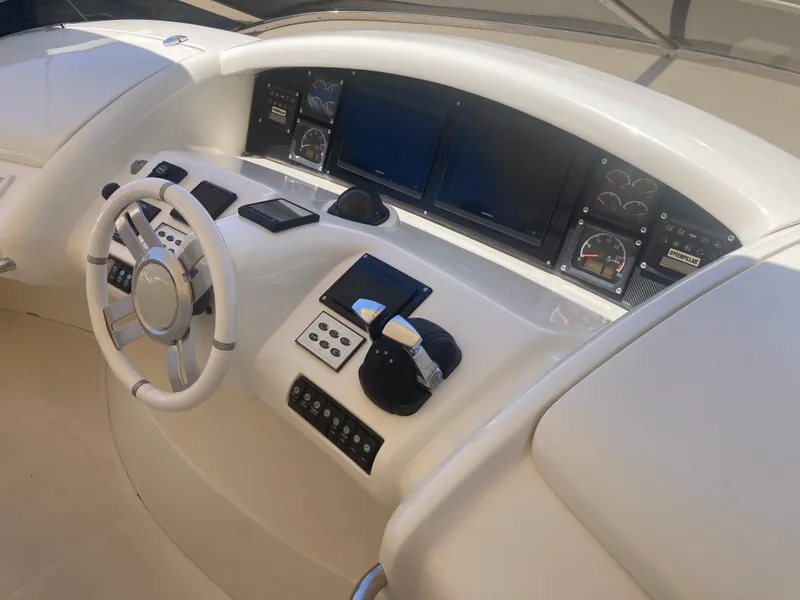 Slide: The Image of Azimut 80 Carat 2005 - 108