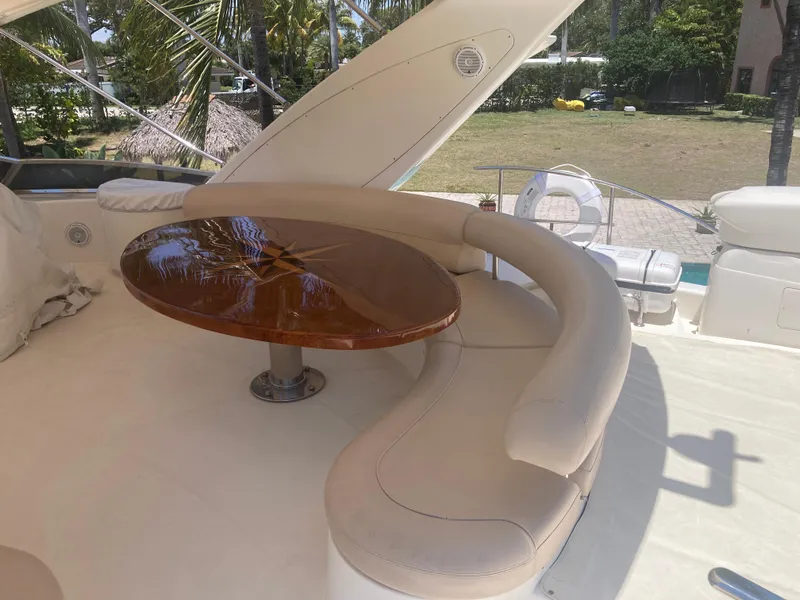 Slide: The Image of Azimut 80 Carat 2005 - 118