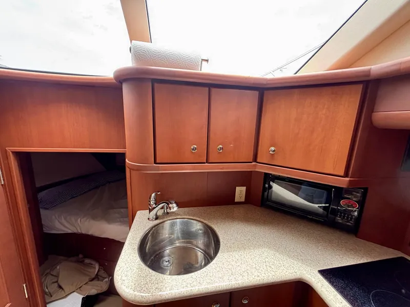 Slide: The Image of Silverton 39 Motor Yacht 2005 - 67