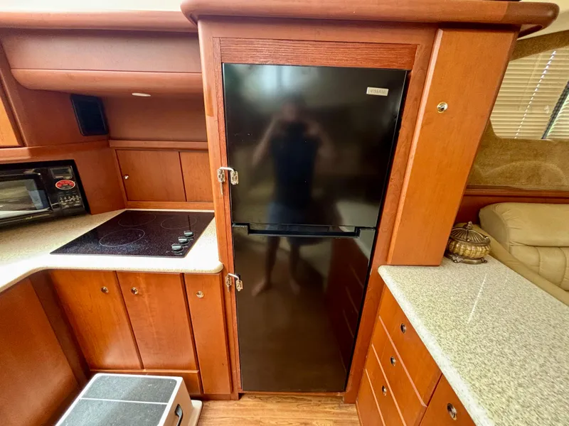 Slide: The Image of Silverton 39 Motor Yacht 2005 - 68