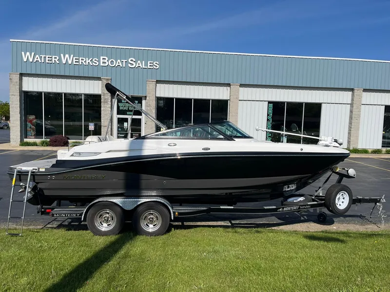 Slide: The Image of 2015 Monterey M4 boat on trailer at Water Werks Boat Sales dealership. - 0