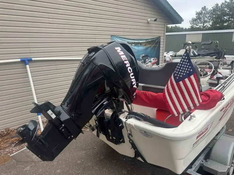 Slide: The Image of Boston Whaler 130 Super Sport 2012 - 12