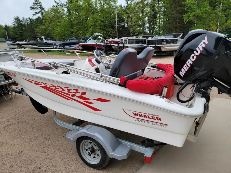 Slide: The Image of Boston Whaler 130 Super Sport 2012 - 5