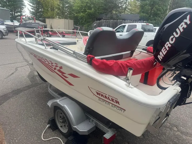 Slide: The Image of Boston Whaler 130 Super Sport 2012 - 6