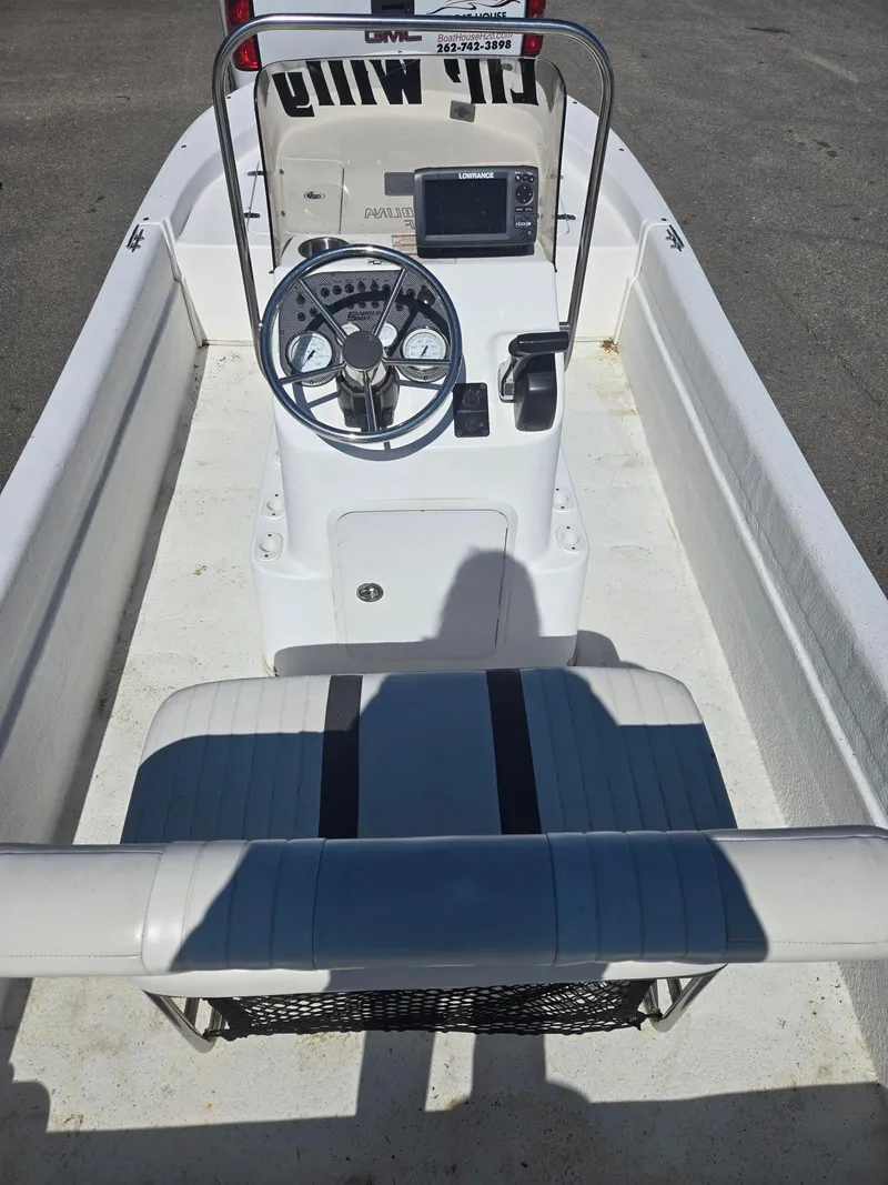 Slide: The Image of Carolina 18 JVX 2011 - 7