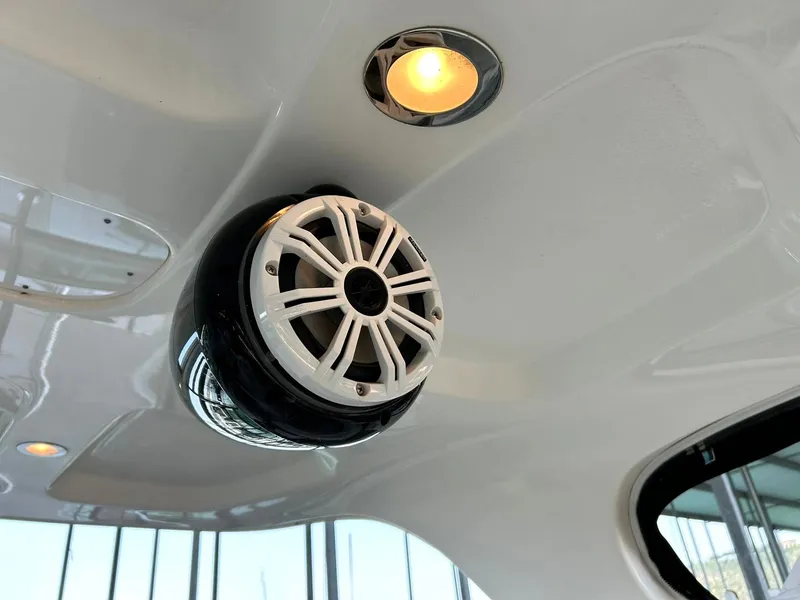 Slide: The Image of Chaparral 350 Signature 2009 - 72