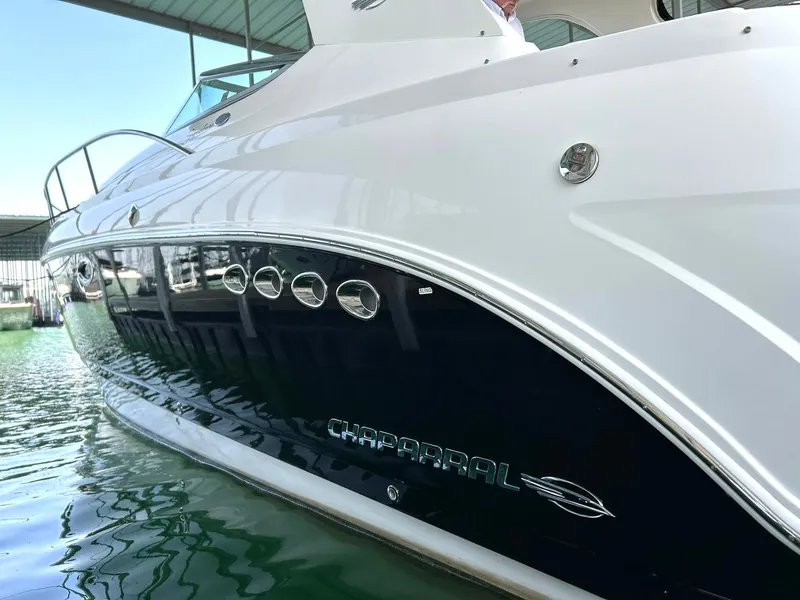 Slide: The Image of Chaparral 350 Signature 2009 - 76