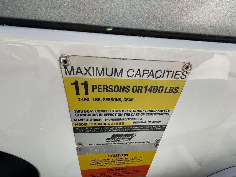 Slide: The Image of Capacity label on 2009 Formula 240 Bowrider, max 11 persons or 1490 lbs. - 23