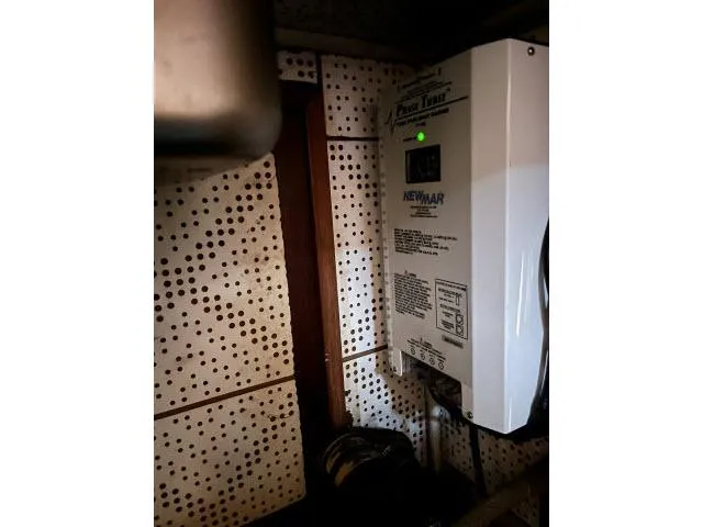 Slide: The Image of Bluewater Vagabond 47 1983 - 50