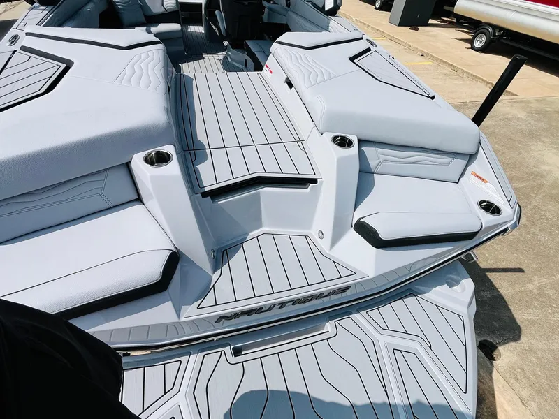 Slide: The Image of Nautique Super Air Nautique G23 2025 - 57