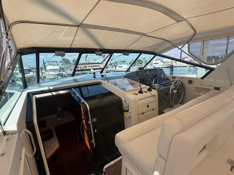 Slide: The Image of Tiara 4000 Express 1998 - 12