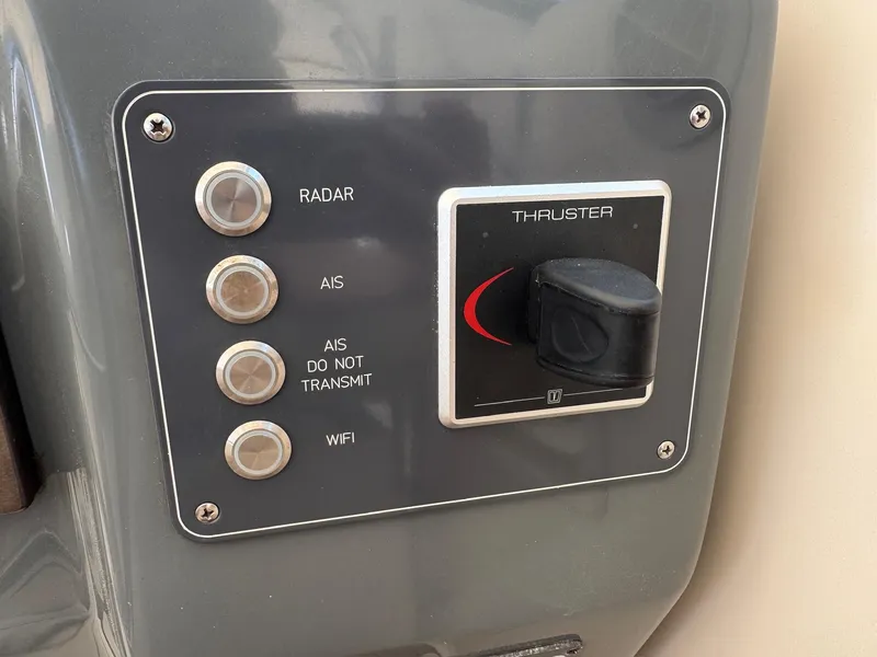 Slide: The Image of Tiara 4000 Express 1998 - 33