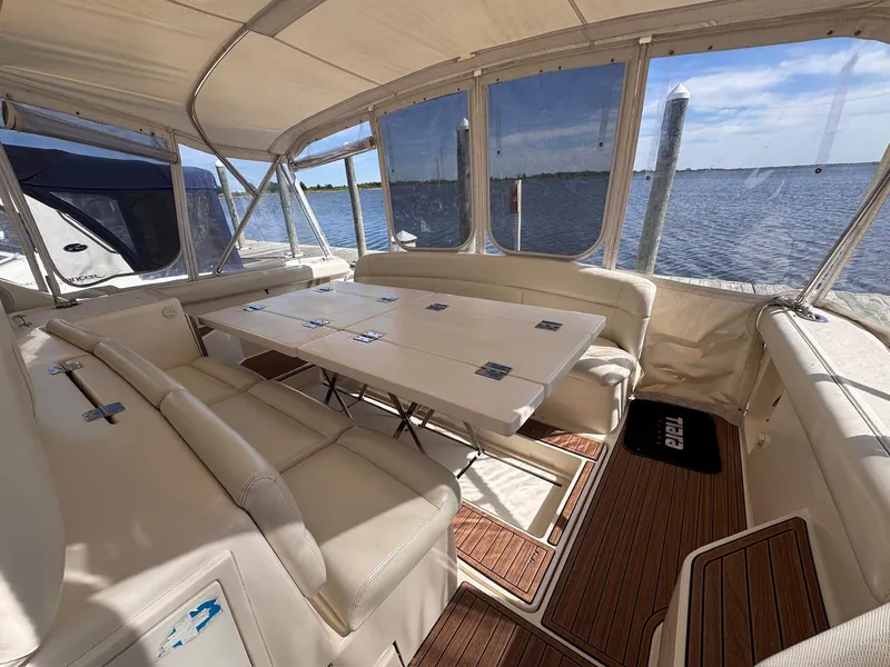 Slide: The Image of Tiara 4000 Express 1998 - 5