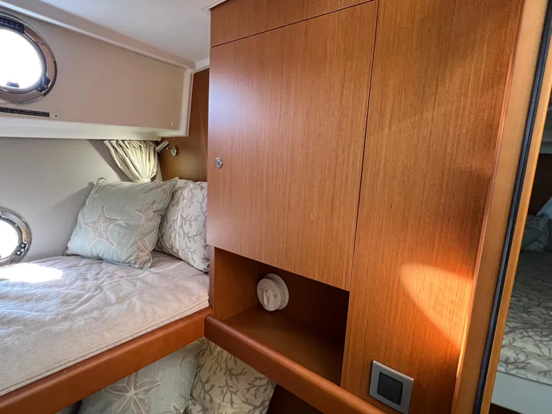 Slide: The Image of Beneteau Swift Trawler 35 2020 - 13