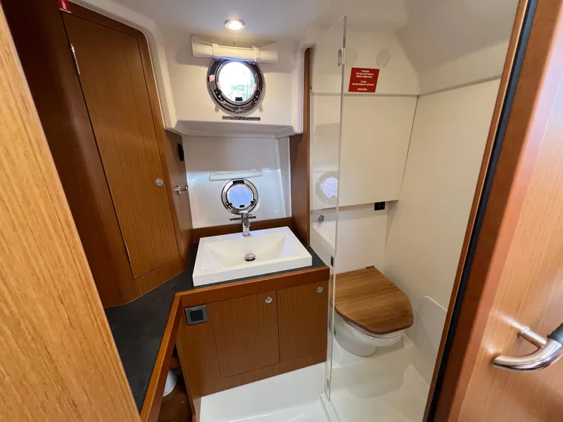 Slide: The Image of Beneteau Swift Trawler 35 2020 - 15