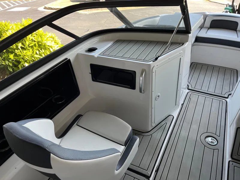 Slide: The Image of 2025 Yamaha Boats 195S interior with sleek seating and modern design. - 5