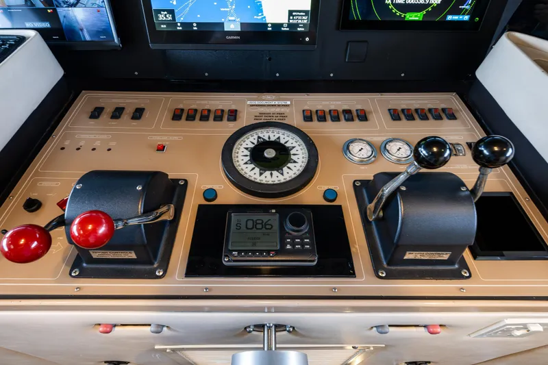 Slide: The Image of Helm Station - 44