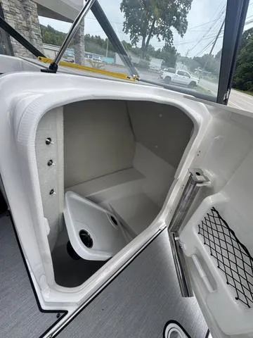 Slide: The Image of Yamaha AR250 2025 - 10