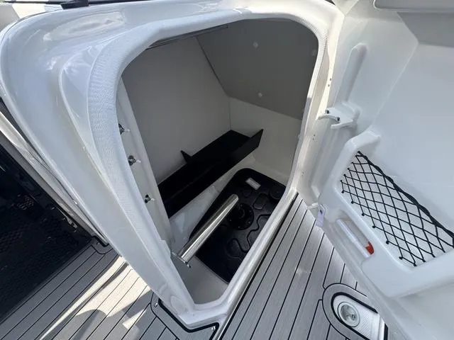 Slide: The Image of Yamaha 252 SD 2025 - 11