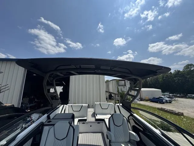 Slide: The Image of Yamaha 252 SD 2025 - 14