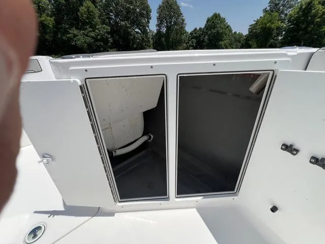 Slide: The Image of Yamaha FSH 222 Sport 2025 - 11