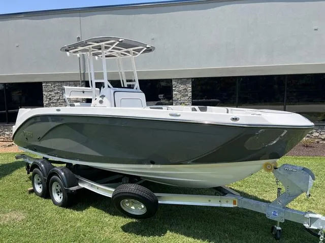 Slide: The Image of Yamaha FSH 222 Sport 2025 - 4