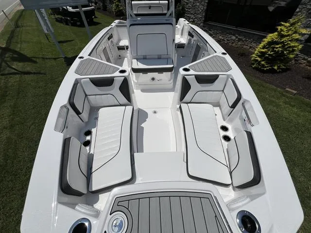 Slide: The Image of Yamaha FSH 222 Sport 2025 - 5