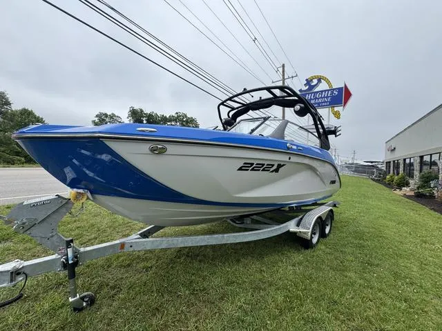 Slide: The Image of Yamaha 222XD 2025 - 3