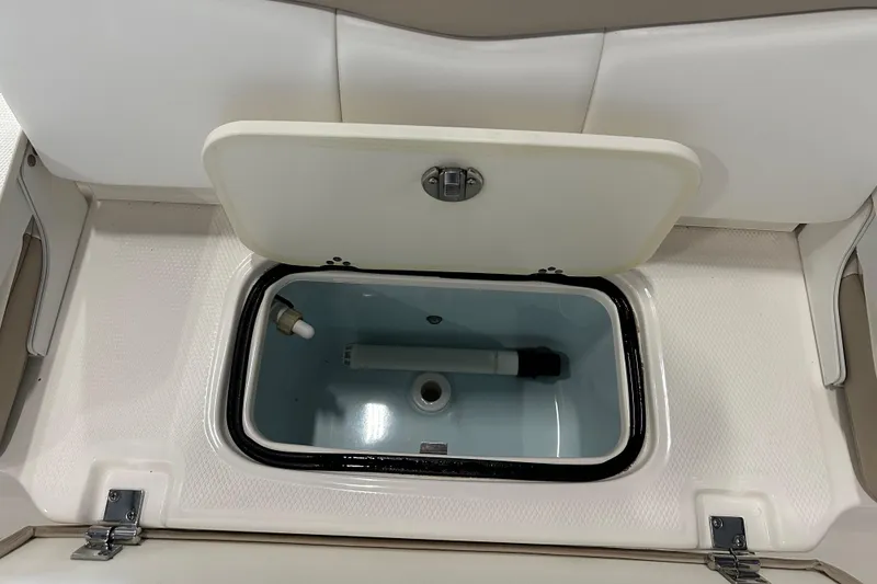 Slide: The Image of Livewell compartment on a 2019 Robalo R207 Dual Console boat. - 29