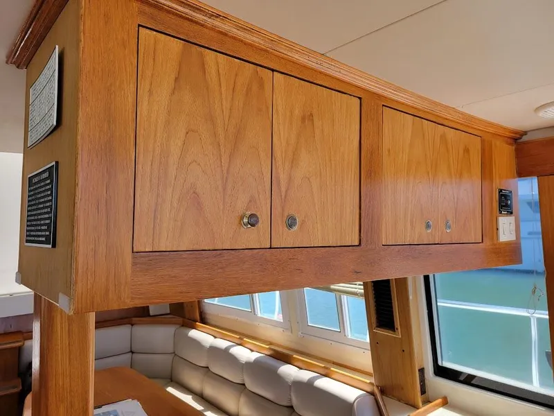 Slide: The Image of Mainship 430 Trawler 1999 - 61