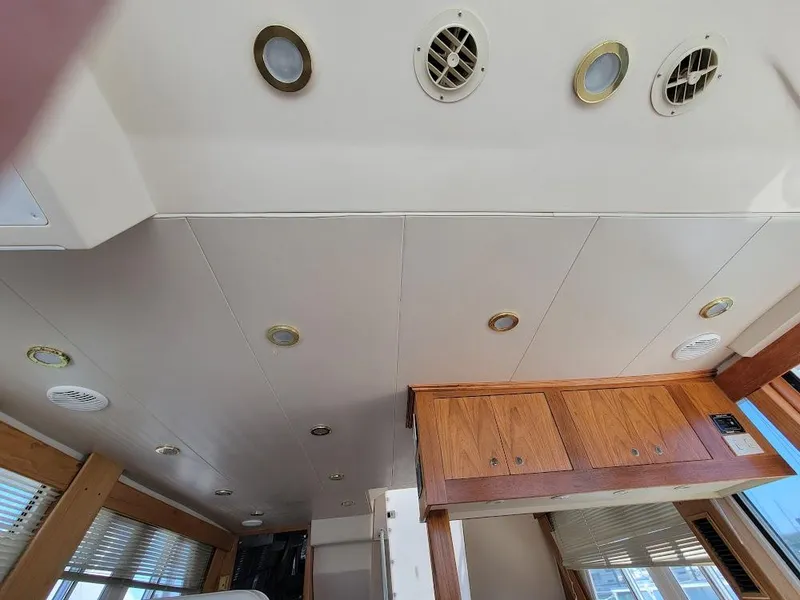 Slide: The Image of Mainship 430 Trawler 1999 - 63