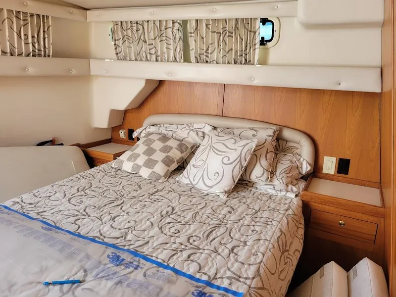 Slide: The Image of Mainship 430 Trawler 1999 - 66