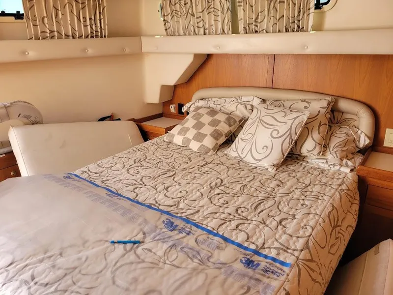 Slide: The Image of Mainship 430 Trawler 1999 - 67