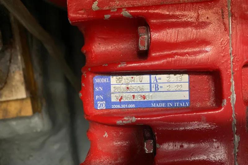 Slide: The Image of Robert Perry 41 Sloop 1979 - 87