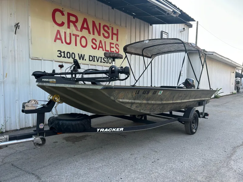 Slide: The Image of 2017 Tracker Grizzly 1654 MVX Sportsman boat on trailer at Cransh Auto Sales. - 45